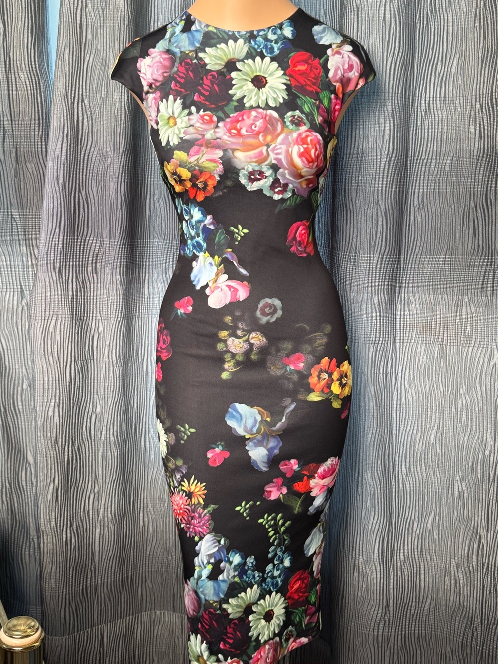 TED BAKER London Black Floral Midi Dress with Multicolor Blooms Size 0